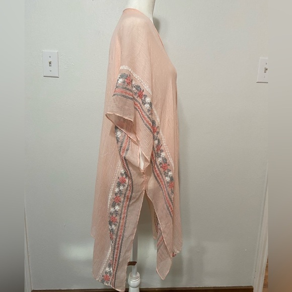 One size women's blush pink/peach embroidered open front long line kimono EUC - Picture 4 of 6